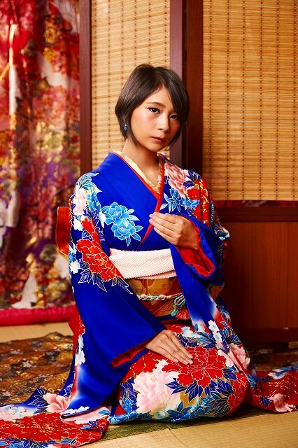 KIMONO 9