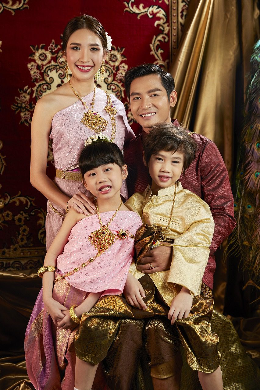 FAMILY (Thai)